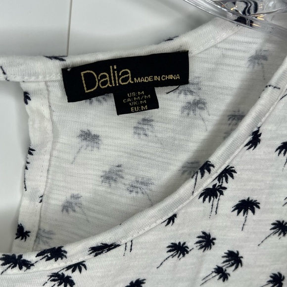 Dalia White and Black Cap Sleeve Boxy Blouse - Picture 4 of 6